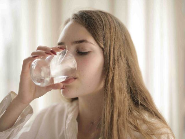 Maximisez la qualité de votre eau avec le purificateur d’eau TAC-50